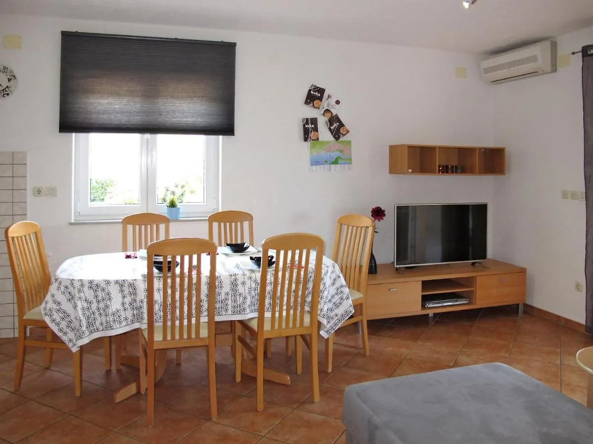 Apartment Sulina - Put111 Punat 0*,  Croácia